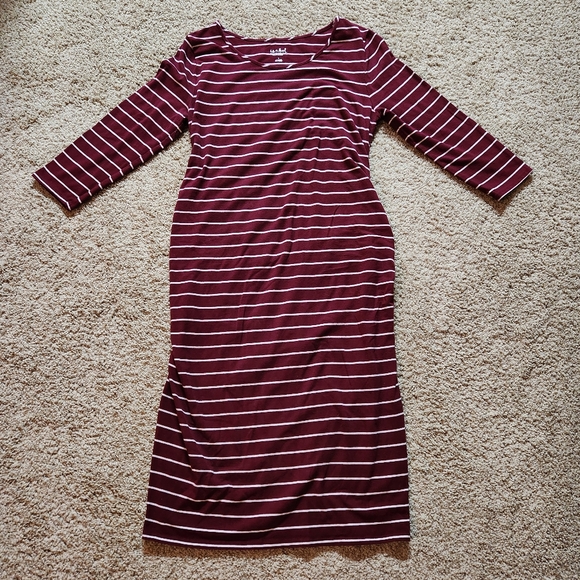 Isabel Maternity by Ingrid&Isabel ¾ sleeve midi dress Size M maroon&white stripe - Picture 2 of 7